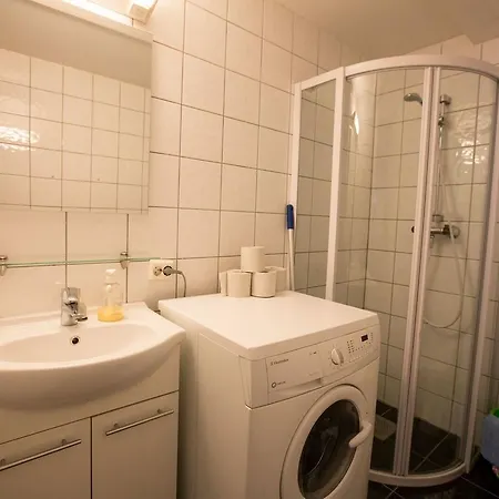 Housing, Vaisenhusgate 24, 36 *